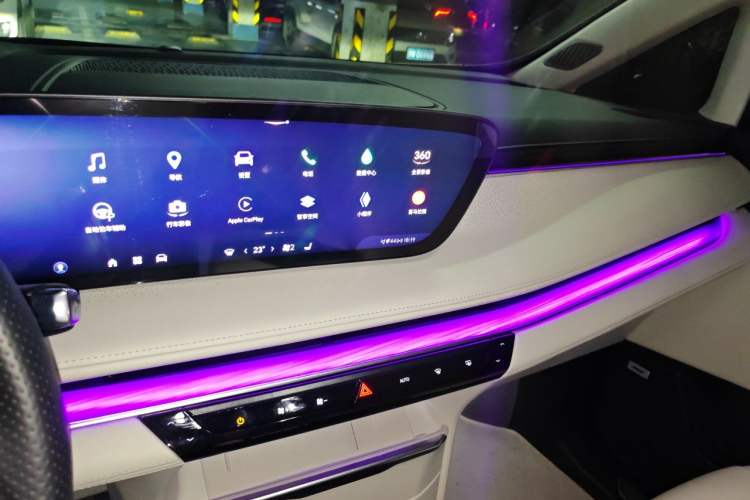 Used Buick GL8 New Energy 2024 Lu Zun Luxury Edition 7-Seater Audio And AC Panel