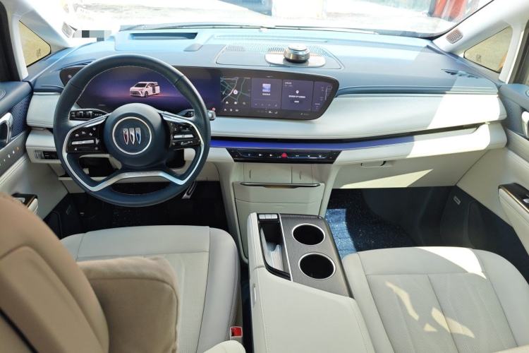 Used Buick GL8 New Energy 2024 Lu Zun Luxury Edition 7-Seater Center Console