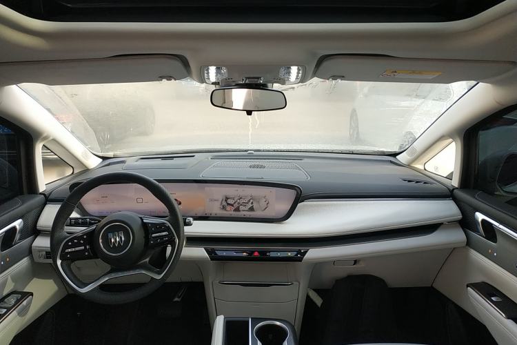 Used Buick GL8 New Energy 2024 Lu Zun Smart Edition 7-Seater Center Console