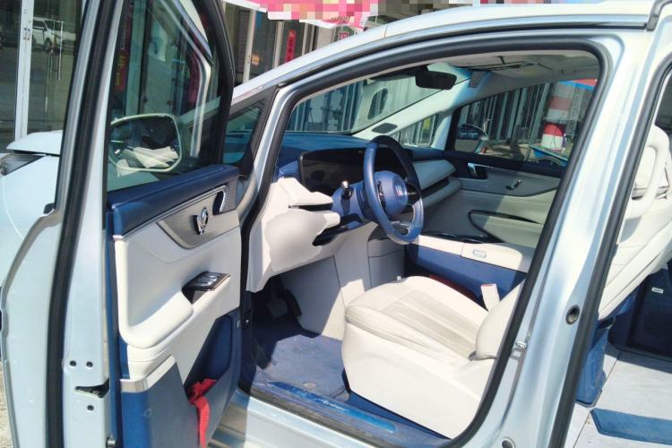 Used Buick GL8 New Energy 2024 Lu Zun Luxury Edition 7-Seater Driver Seat