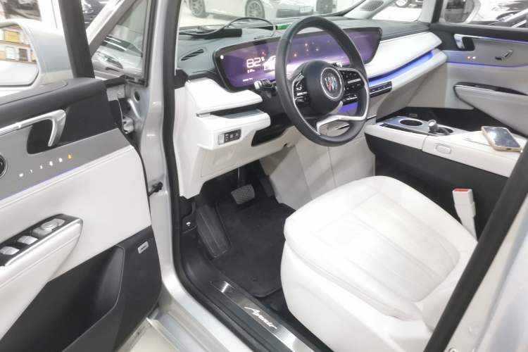 Used Buick GL8 New Energy 2024 Lu Zun Luxury Edition 7-Seater Driver Seat