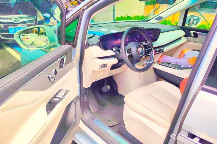 Used Buick GL8 New Energy 2024 Lu Zun Deluxe Edition 7-Seater Driver Seat