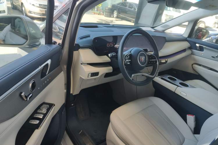 Used Buick GL8 New Energy 2024 Lu Zun Luxury Edition 7-Seater Driver Seat