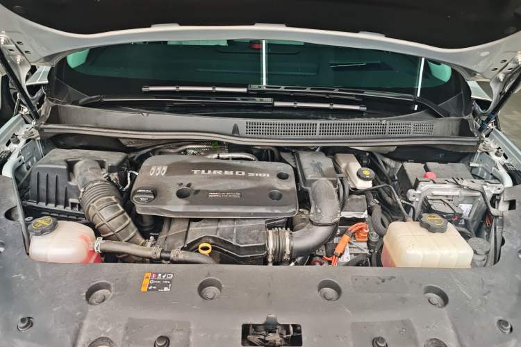 Used Buick GL8 New Energy 2024 Lu Zun Luxury Edition 7-Seater Engine Bay