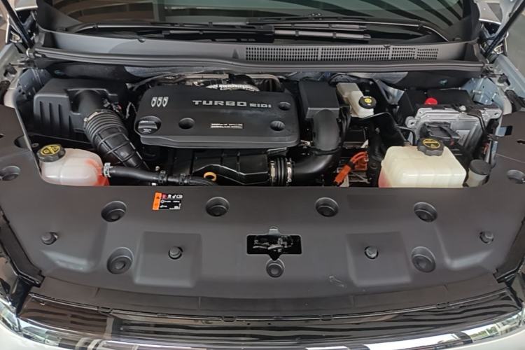 Used Buick GL8 New Energy 2024 Lu Zun Deluxe Edition 7-Seater Engine Bay