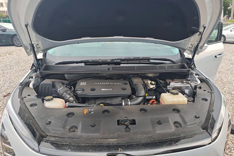 Used Buick GL8 New Energy 2024 Lu Zun Luxury Edition 7-Seater Engine Bay