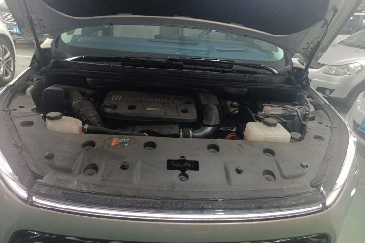 Used Buick GL8 New Energy 2024 Lu Zun Luxury Edition 7-Seater Engine Bay