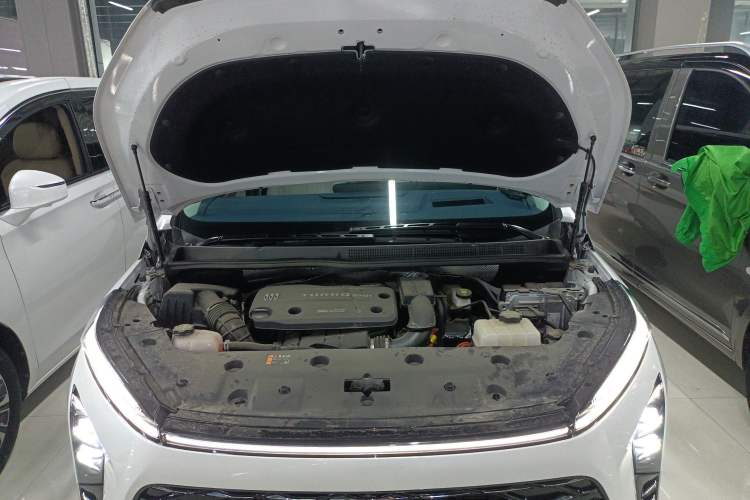 Used Buick GL8 New Energy 2024 Lu Zun Luxury Edition 6-Seater Engine Bay