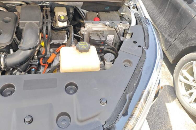 Used Buick GL8 New Energy 2024 Lu Zun Luxury Edition 7-Seater Engine Bay Left