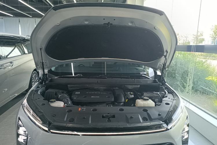 Used Buick GL8 New Energy 2024 Lu Zun Deluxe Edition 7-Seater Engine Bay