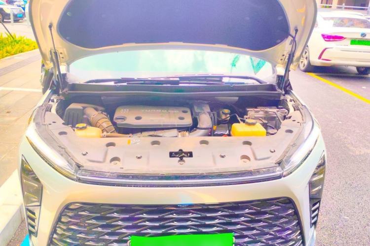 Used Buick GL8 New Energy 2024 Lu Zun Deluxe Edition 7-Seater Engine Bay