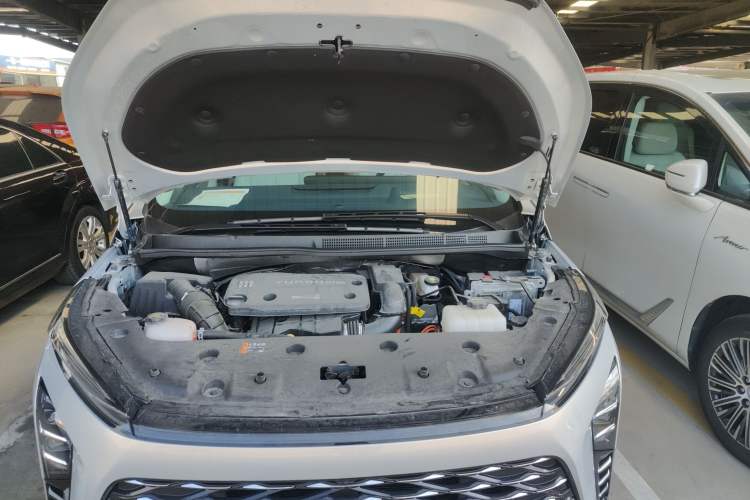 Used Buick GL8 New Energy 2024 Lu Zun Luxury Edition 7-Seater Engine Bay