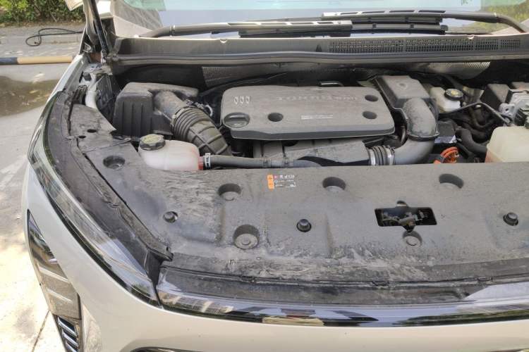 Used Buick GL8 New Energy 2024 Lu Zun Deluxe Edition 7-Seater Engine Bay Right