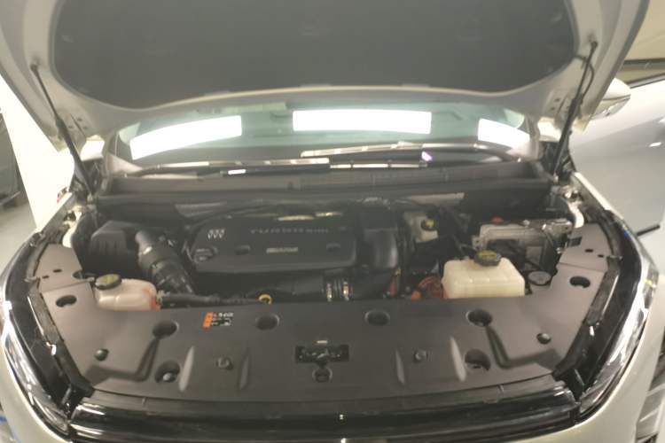 Used Buick GL8 New Energy 2024 Lu Zun Deluxe Edition 7-Seater Engine Bay