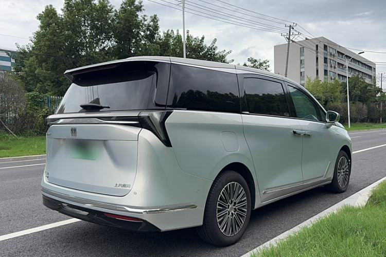 Used Buick GL8 New Energy 2024 Lu Zun Luxury Edition 7-Seater Exterior 12