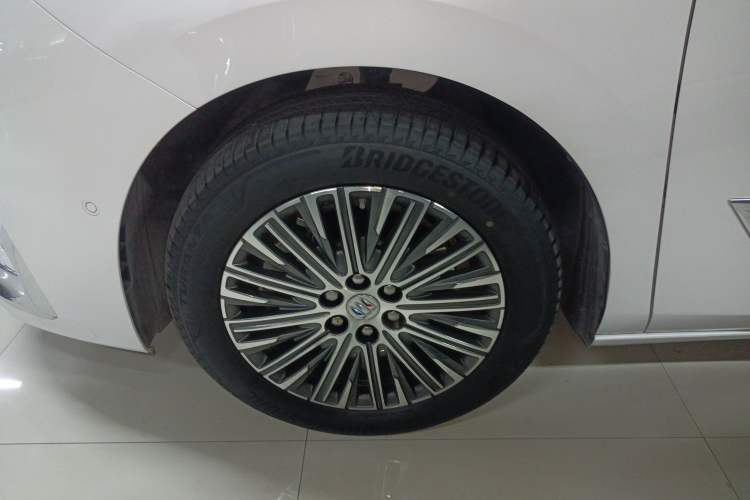 Used Buick GL8 New Energy 2024 Lu Zun Luxury Edition 6-Seater Exterior 3