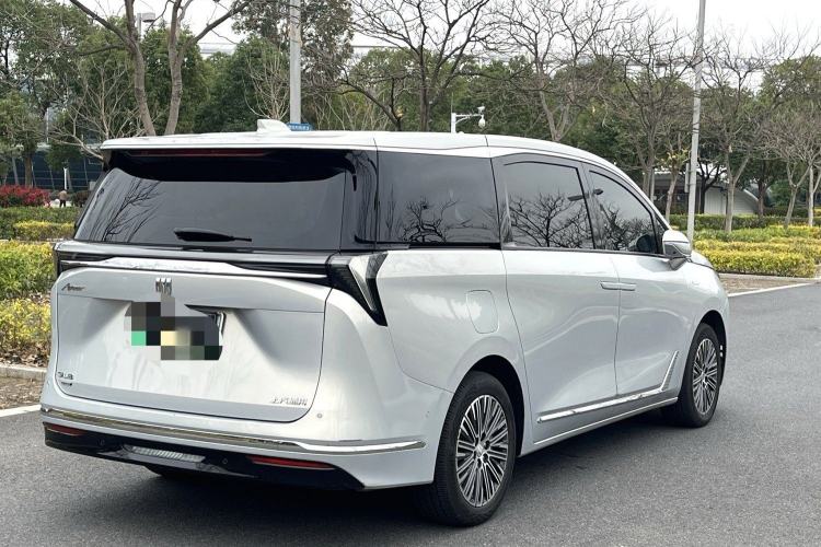 Used Buick GL8 New Energy 2024 Lu Zun Luxury Edition 7-Seater Exterior 5