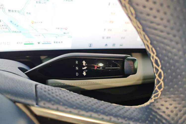 Used Buick GL8 New Energy 2024 Lu Zun Luxury Edition 6-Seater Gear Lever