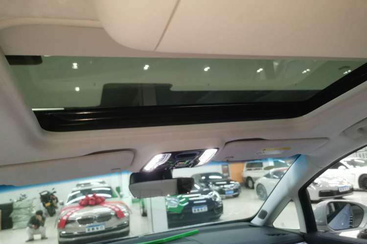 Used Buick GL8 New Energy 2024 Lu Zun Luxury Edition 7-Seater Headliner