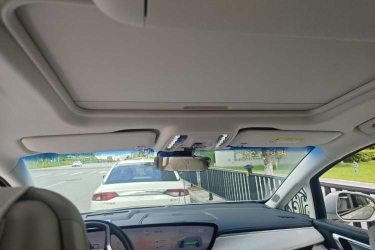 Used Buick GL8 New Energy 2024 Lu Zun Deluxe Edition 7-Seater Headliner