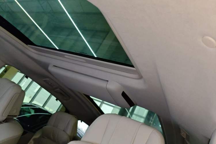 Used Buick GL8 New Energy 2024 Lu Zun Luxury Edition 6-Seater Headliner