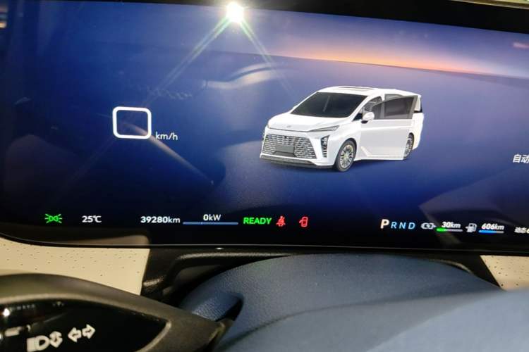 Used Buick GL8 New Energy 2024 Lu Zun Luxury Edition 6-Seater Instrument Cluster