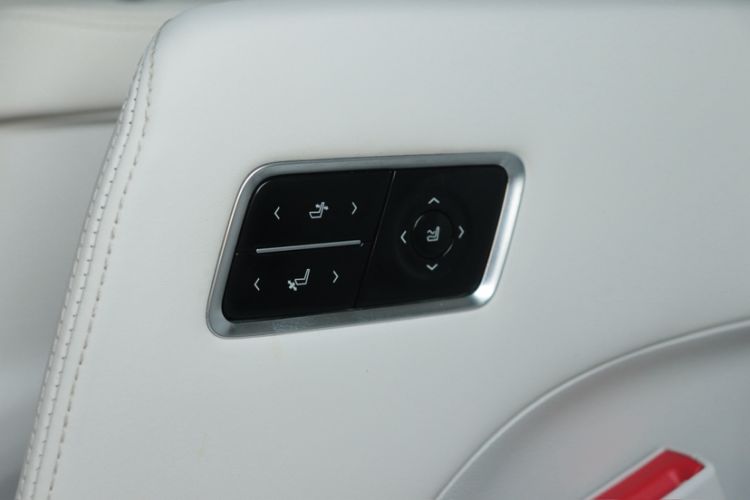 Used Buick GL8 New Energy 2024 Lu Zun Luxury Edition 7-Seater Interior 10