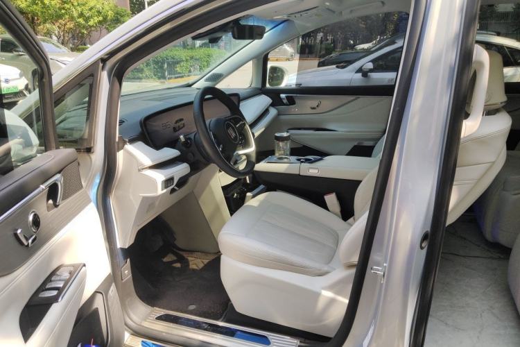 Used Buick GL8 New Energy 2024 Lu Zun Deluxe Edition 7-Seater Left Front Seat
