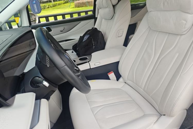 Used Buick GL8 New Energy 2024 Lu Zun Deluxe Edition 7-Seater Left Front Seat