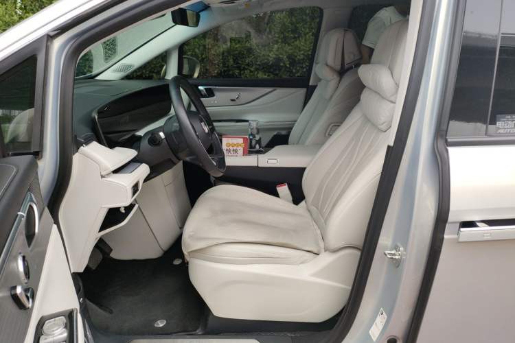 Used Buick GL8 New Energy 2024 Lu Zun Deluxe Edition 7-Seater Left Front Seat