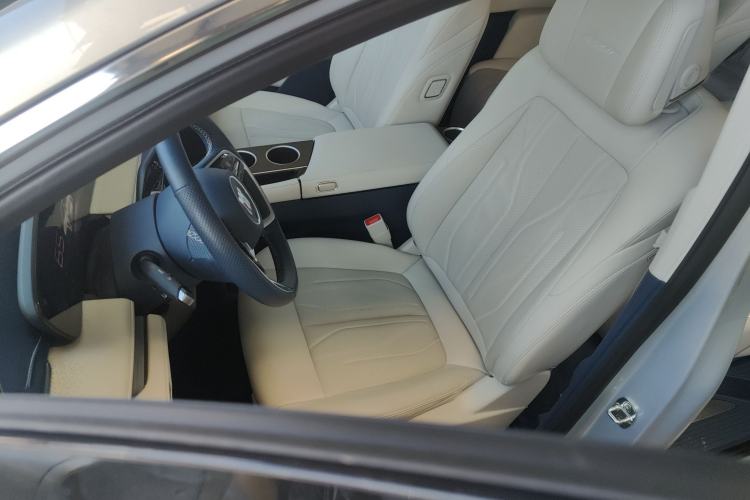 Used Buick GL8 New Energy 2024 Lu Zun Luxury Edition 7-Seater Left Front Seat