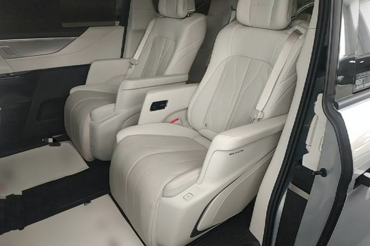 Used Buick GL8 New Energy 2024 Lu Zun Deluxe Edition 7-Seater Left Rear Seat