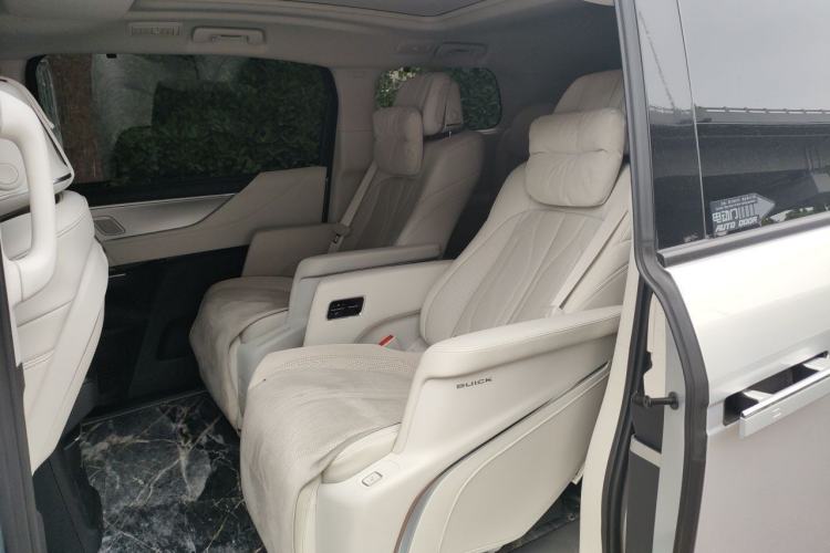 Used Buick GL8 New Energy 2024 Lu Zun Deluxe Edition 7-Seater Left Rear Seat
