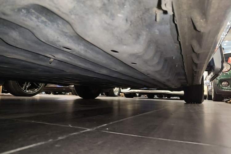 Used Buick GL8 New Energy 2024 Lu Zun Luxury Edition 6-Seater Left Side Sill