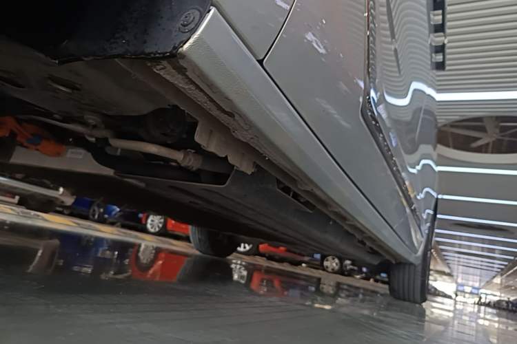 Used Buick GL8 New Energy 2024 Lu Zun Deluxe Edition 7-Seater Left Side Sill