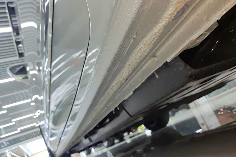Used Buick GL8 New Energy 2024 Lu Zun Luxury Edition 7-Seater Left Side Sill