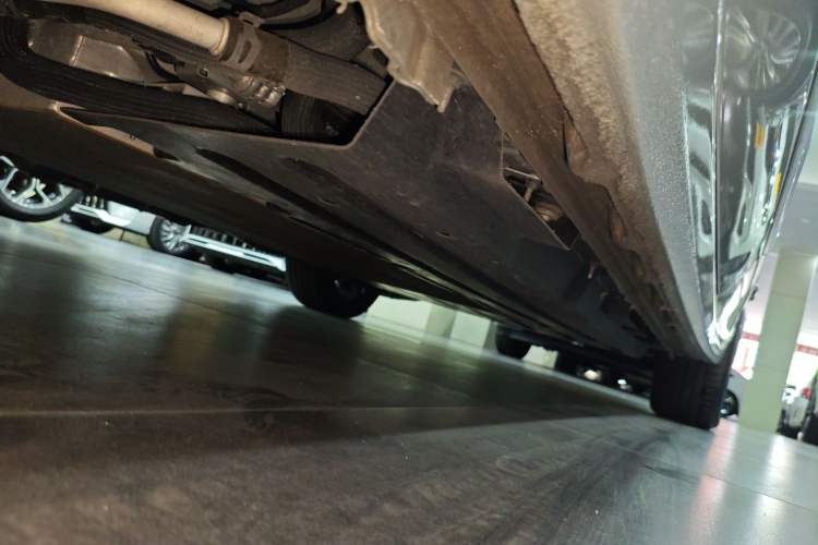 Used Buick GL8 New Energy 2024 Lu Zun Luxury Edition 6-Seater Left Side Sill