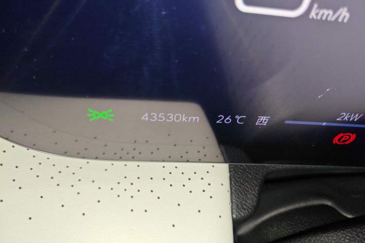 Used Buick GL8 New Energy 2024 Lu Zun Luxury Edition 7-Seater Odometer Close Up