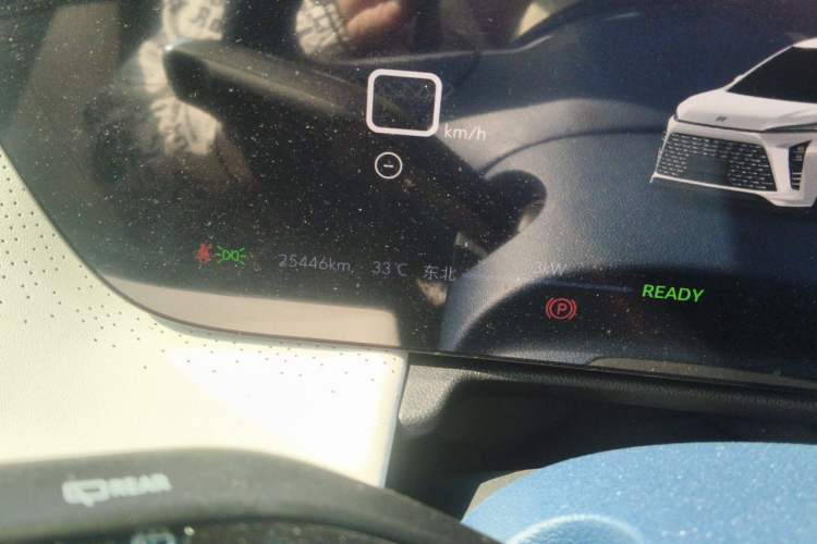 Used Buick GL8 New Energy 2024 Lu Zun Luxury Edition 7-Seater Odometer Close Up