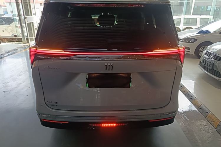 Used Buick GL8 New Energy 2024 Lu Zun Deluxe Edition 7-Seater Rear