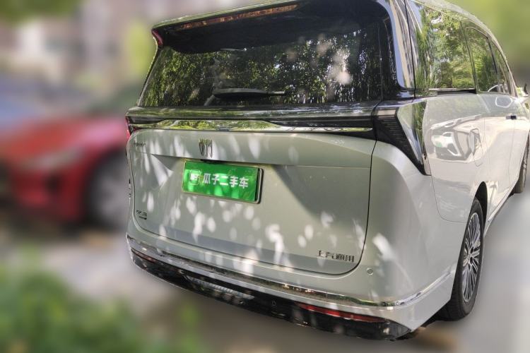 Used Buick GL8 New Energy 2024 Lu Zun Deluxe Edition 7-Seater Rear