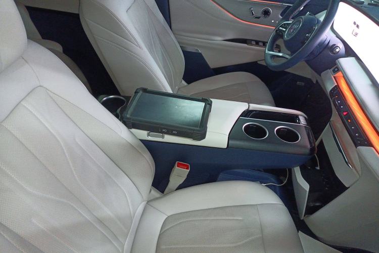 Used Buick GL8 New Energy 2024 Lu Zun Luxury Edition 6-Seater Right Front Seat