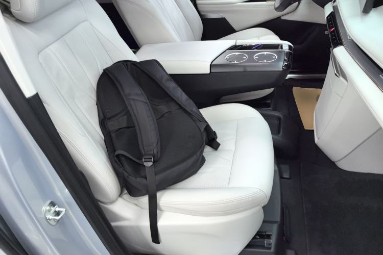 Used Buick GL8 New Energy 2024 Lu Zun Deluxe Edition 7-Seater Right Front Seat