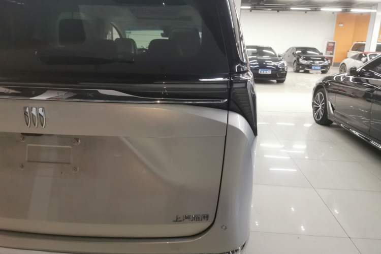 Used Buick GL8 New Energy 2024 Lu Zun Luxury Edition 7-Seater Right Rear Taillight