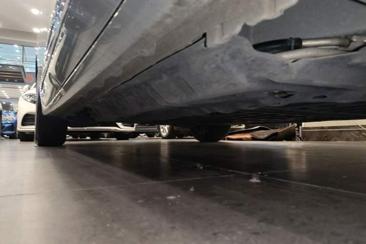 Used Buick GL8 New Energy 2024 Lu Zun Luxury Edition 6-Seater Right Side Sill