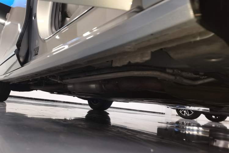 Used Buick GL8 New Energy 2024 Lu Zun Deluxe Edition 7-Seater Right Side Sill
