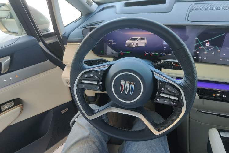 Used Buick GL8 New Energy 2024 Lu Zun Luxury Edition 7-Seater Steering Wheel