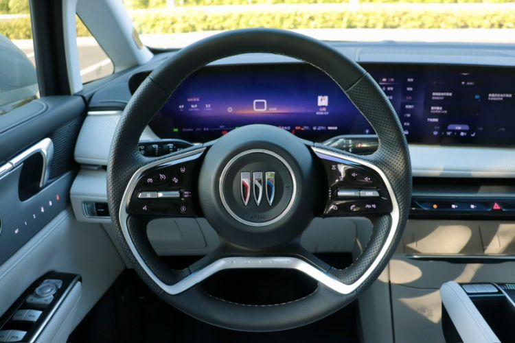 Used Buick GL8 New Energy 2024 Lu Zun Luxury Edition 7-Seater Steering Wheel