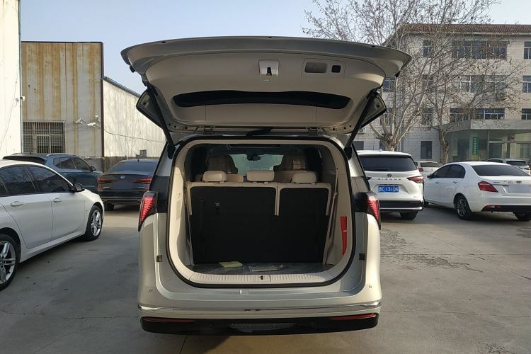 Used Buick GL8 New Energy 2024 Lu Zun Smart Edition 7-Seater Trunk