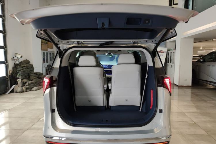 Used Buick GL8 New Energy 2024 Lu Zun Luxury Edition 6-Seater Trunk